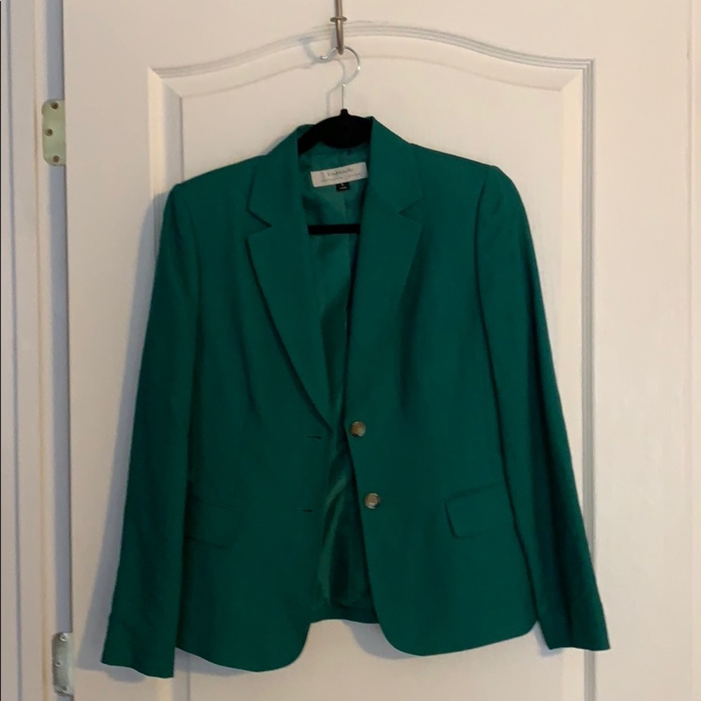Tahari green blazer
